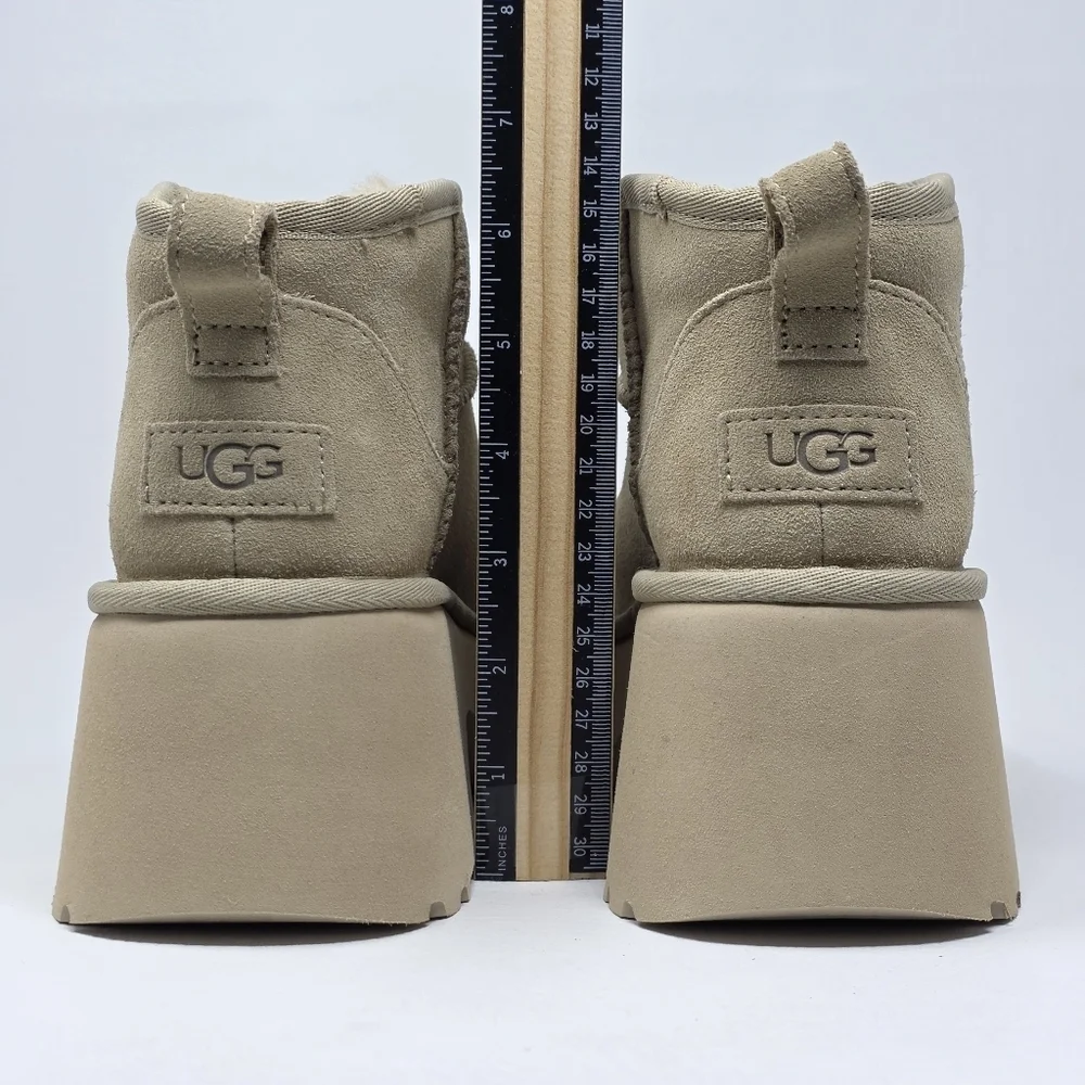 UGG womens mini